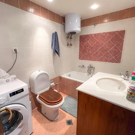 Cosy With Sea View Apartment